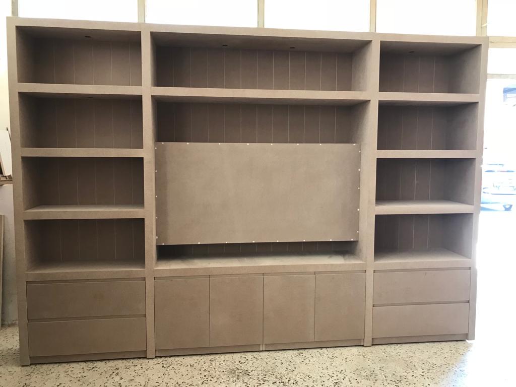 Akkuş Dolap Tasarımı — iç hacim ve kullanım detayı