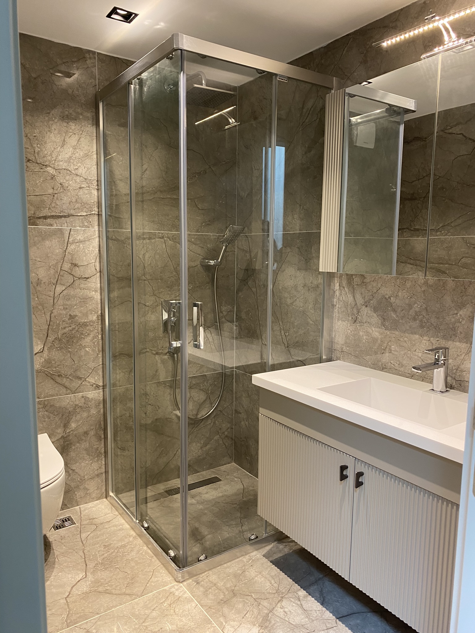 Bodrum Yalıkavak Villa — banyo genel görünüm