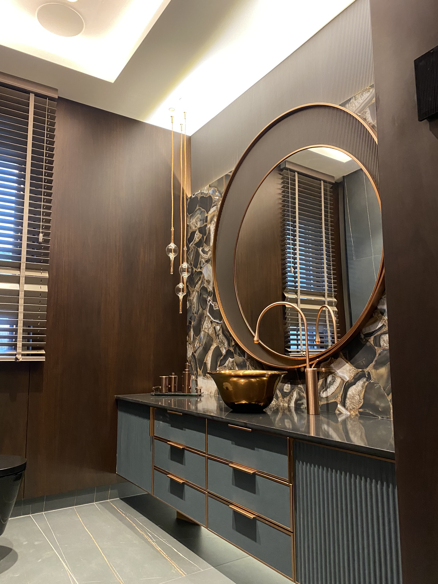 Eskişehir Villa Projesi — ayna ve aydınlatma